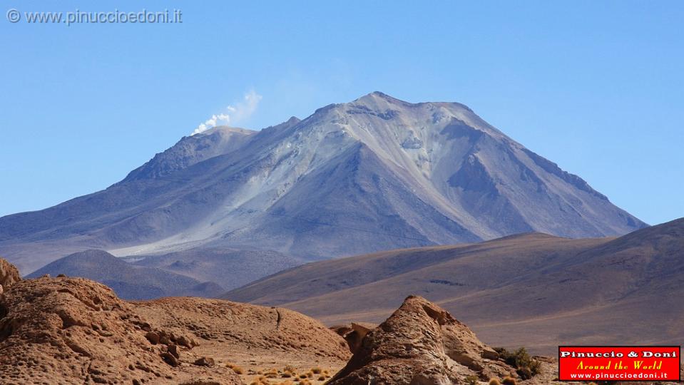 BOLIVIA 2 - Vulcano Ollague o Ollangue - 2.jpg